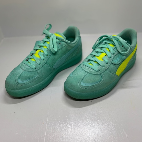 Puma Shoes - Puma Women's Palermo Moda Xtra sneakers size 9